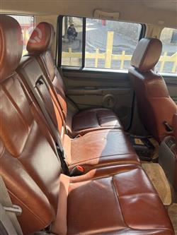 Jeep Commander